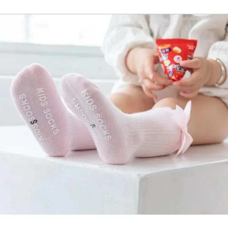 Red Bow Tie Knee High Tube Socks Girls' Christmas Stockings Infants Toddlers Soft Cotton Children Non Slip Floor Socks Baby Gift